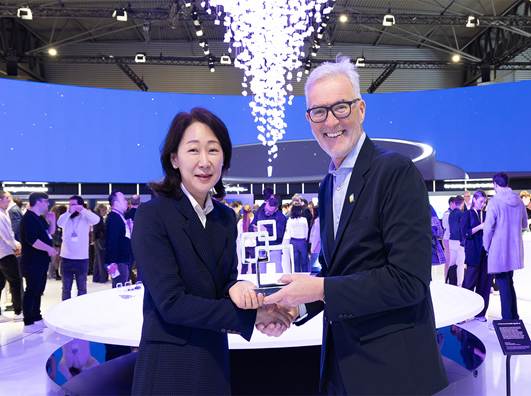 Samsung Galaxy S26 Ultra es galardonado como Best in Show en los Global Mobile Awards del Mobile World Congress 2026